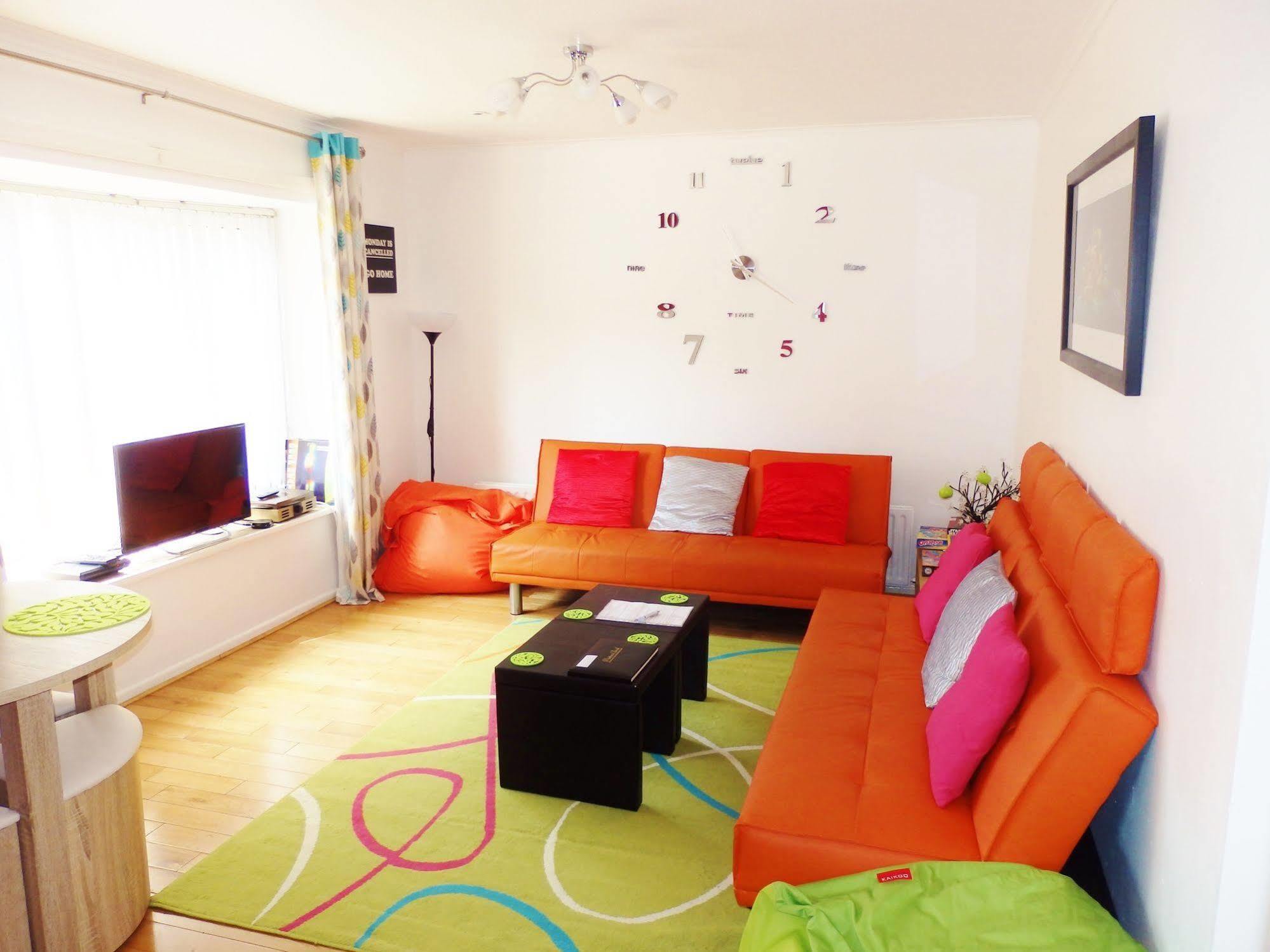 Very Central Location- Free Parking - 2 Bedrooms Belfast Eksteriør bilde