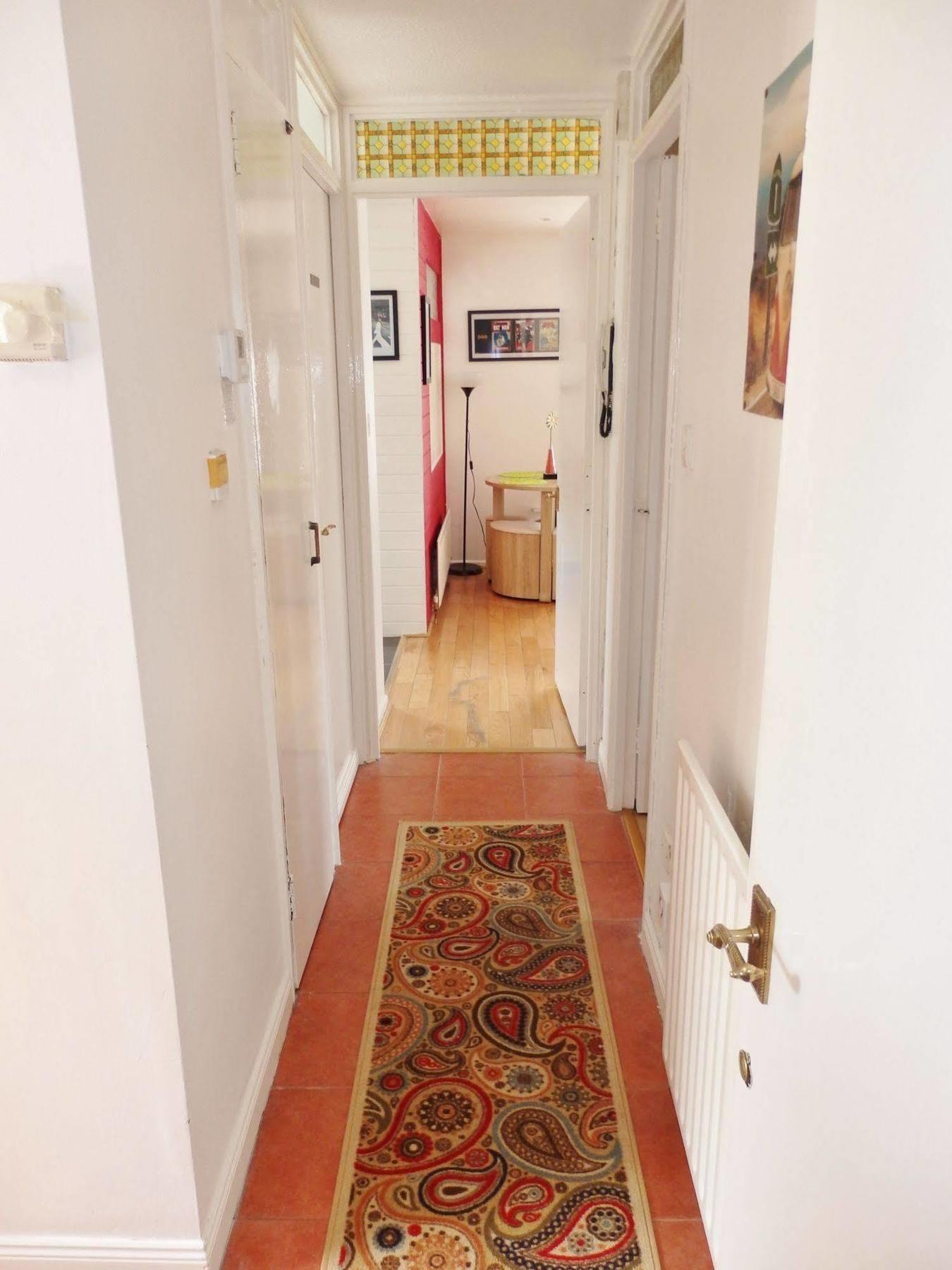 Very Central Location- Free Parking - 2 Bedrooms Belfast Eksteriør bilde