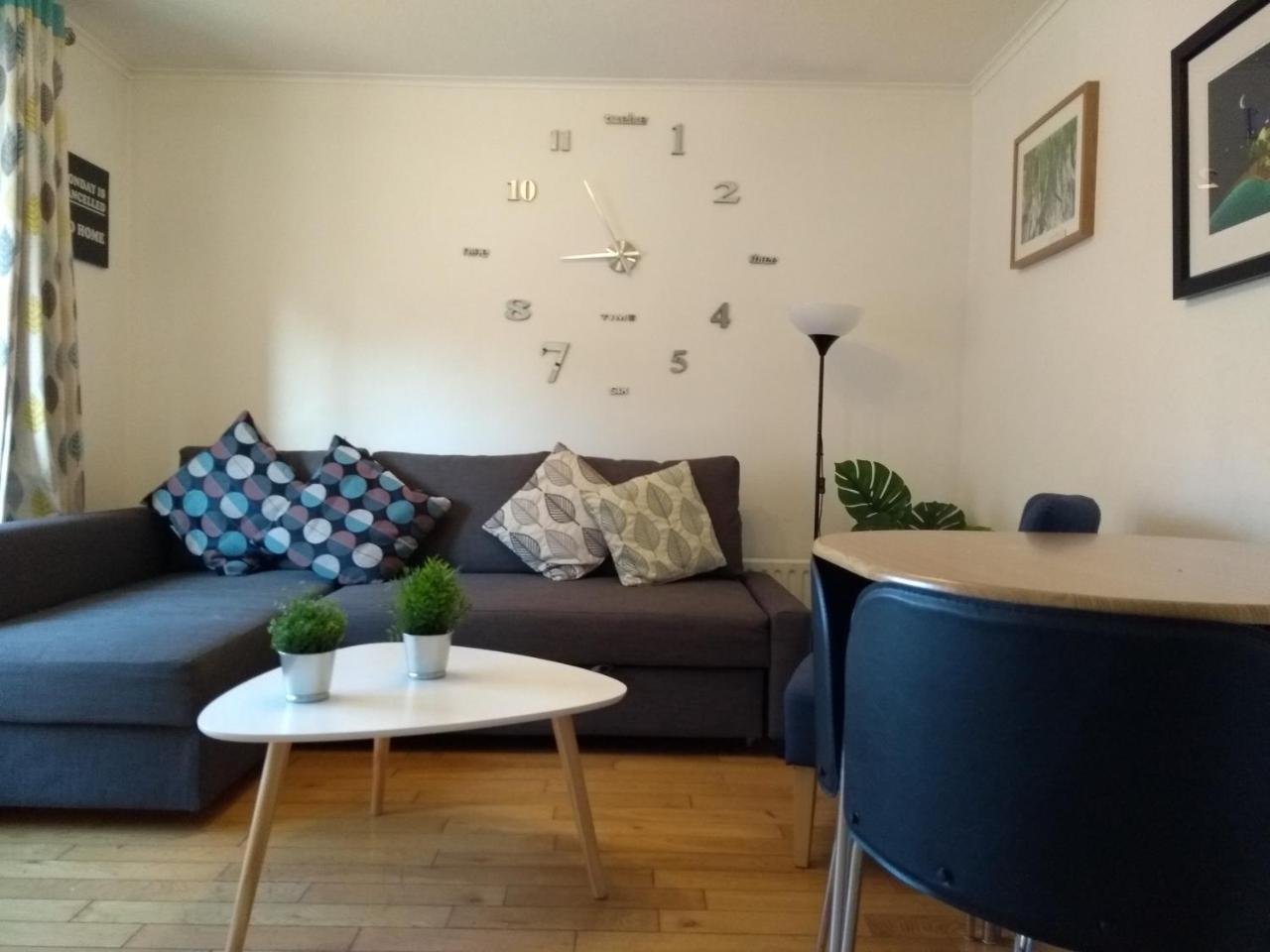 Very Central Location- Free Parking - 2 Bedrooms Belfast Eksteriør bilde