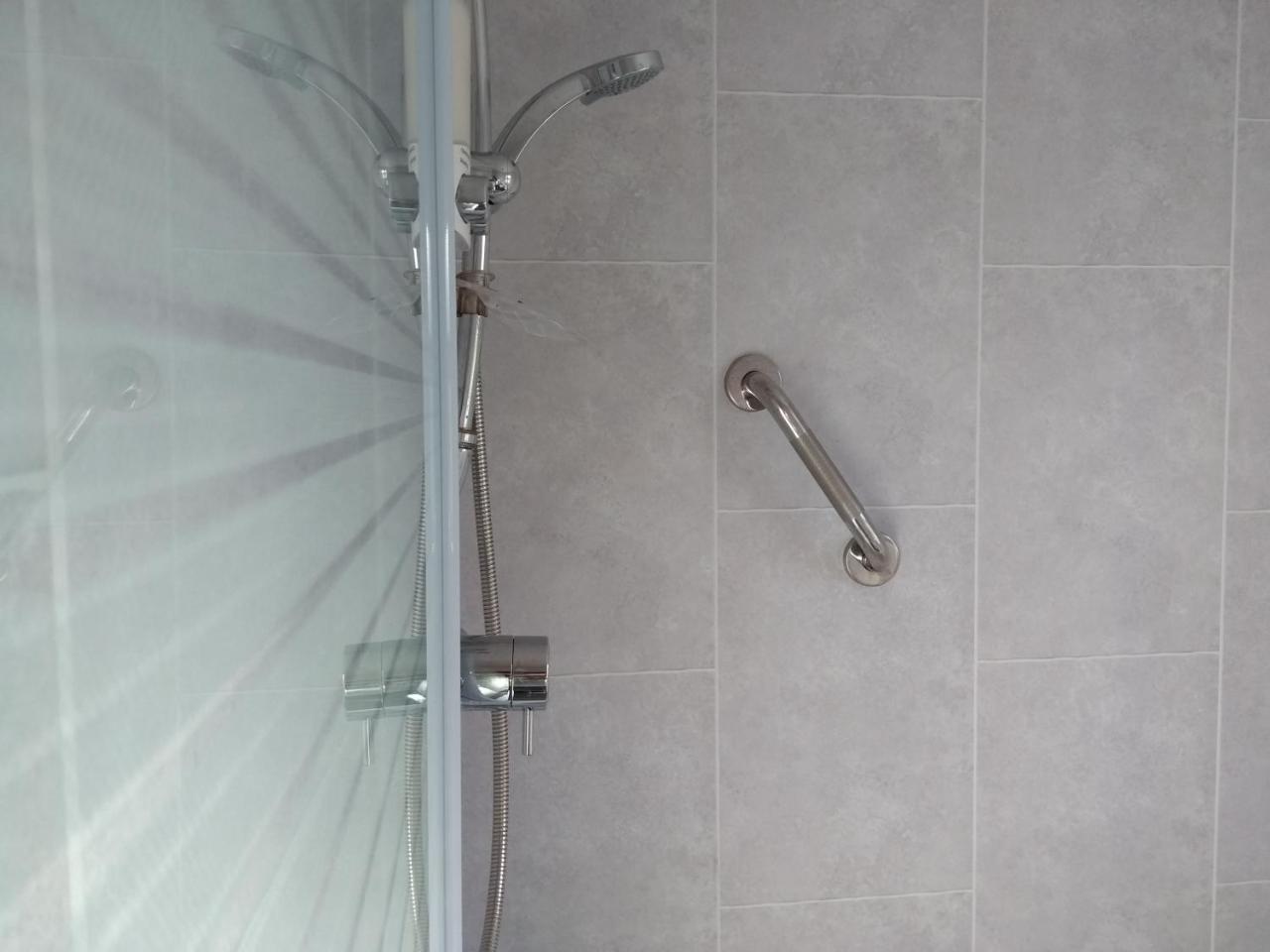 Very Central Location- Free Parking - 2 Bedrooms Belfast Eksteriør bilde