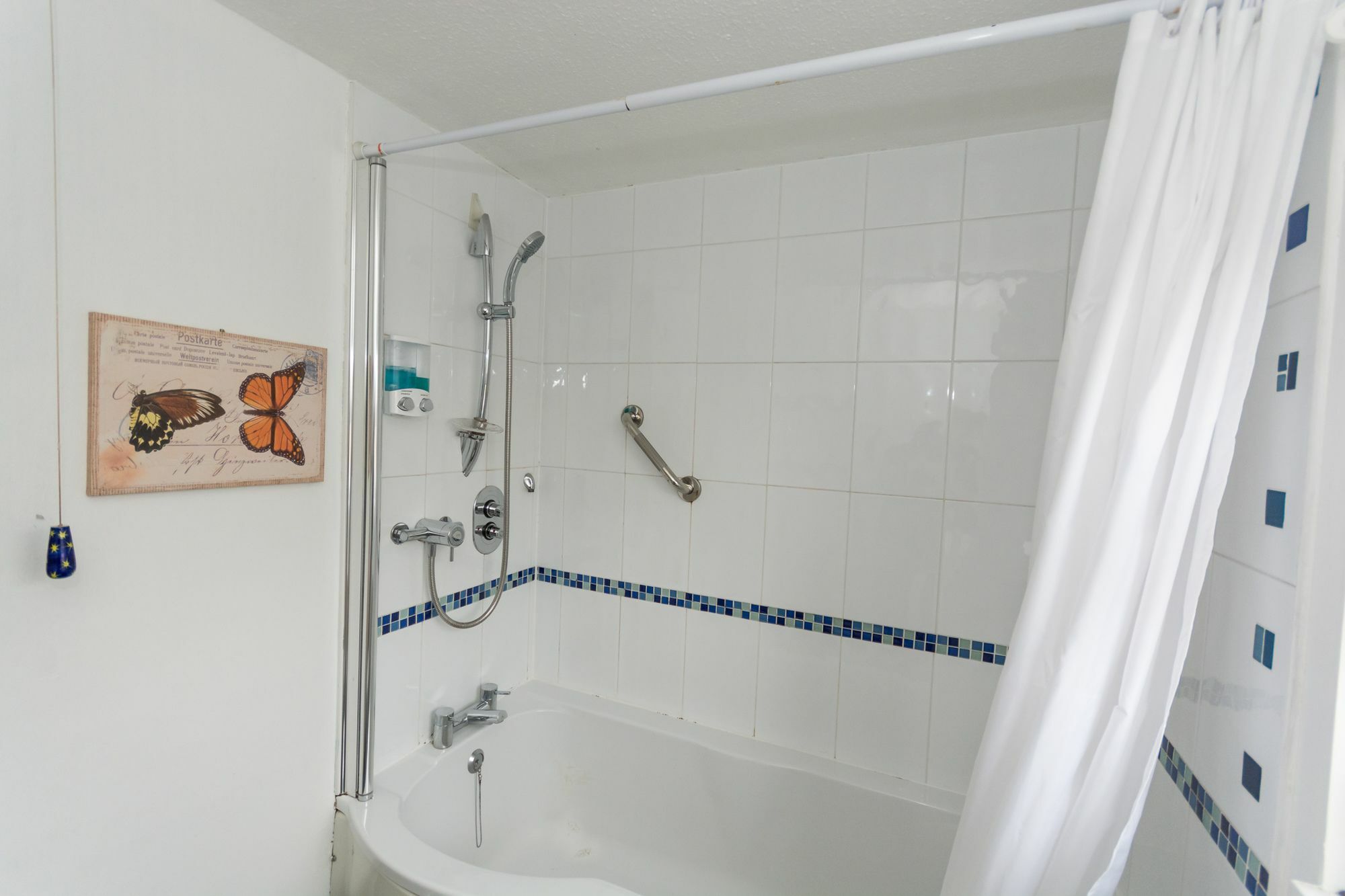 Very Central Location- Free Parking - 2 Bedrooms Belfast Eksteriør bilde
